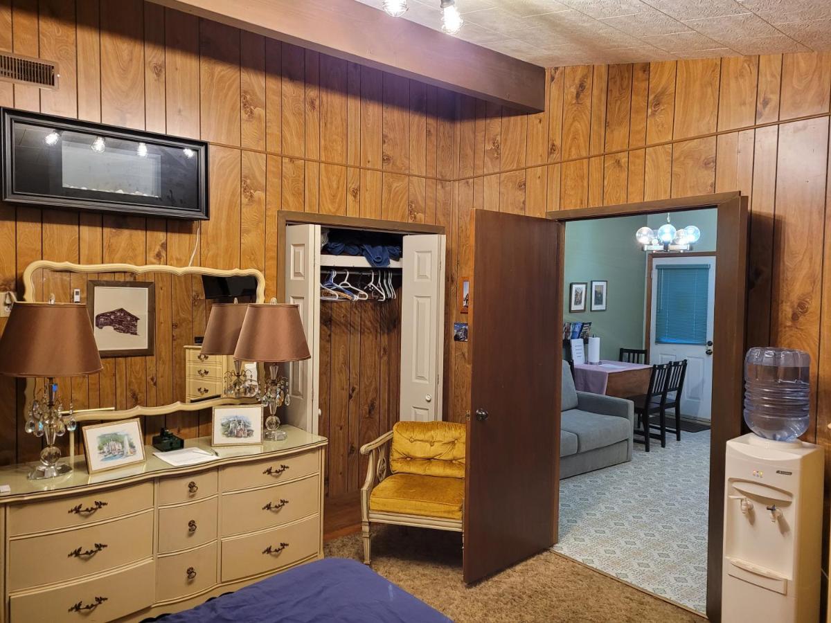 Bowering Lodge บลูเมาเทนส์ ภายนอก รูปภาพ